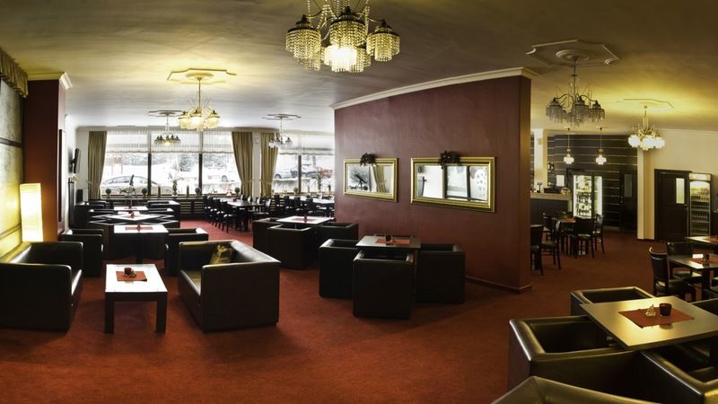 Slovan Hotel 3*