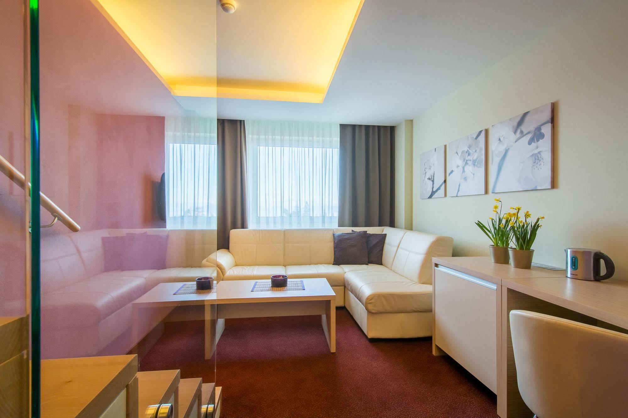 Slovan Hotel 3*